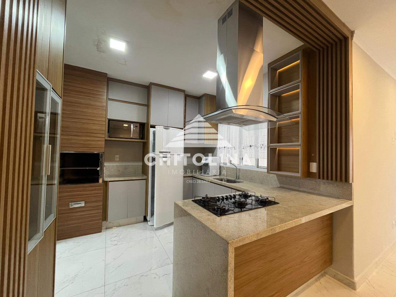 Casa para aluguel no Vila Rosa: 