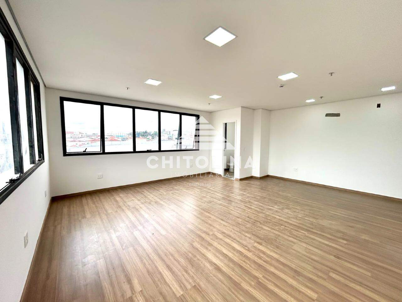 Sala comercial à venda no Centro: 