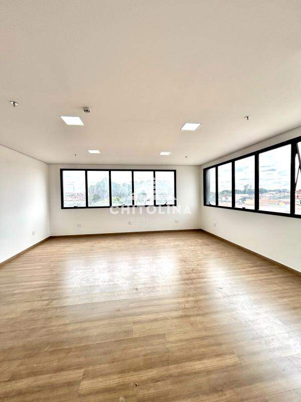 Sala comercial à venda no Centro: 