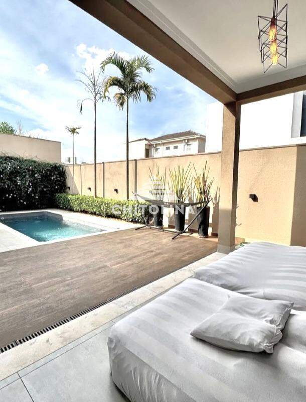 Casa em condomínio à venda no Jardim Marabá: 