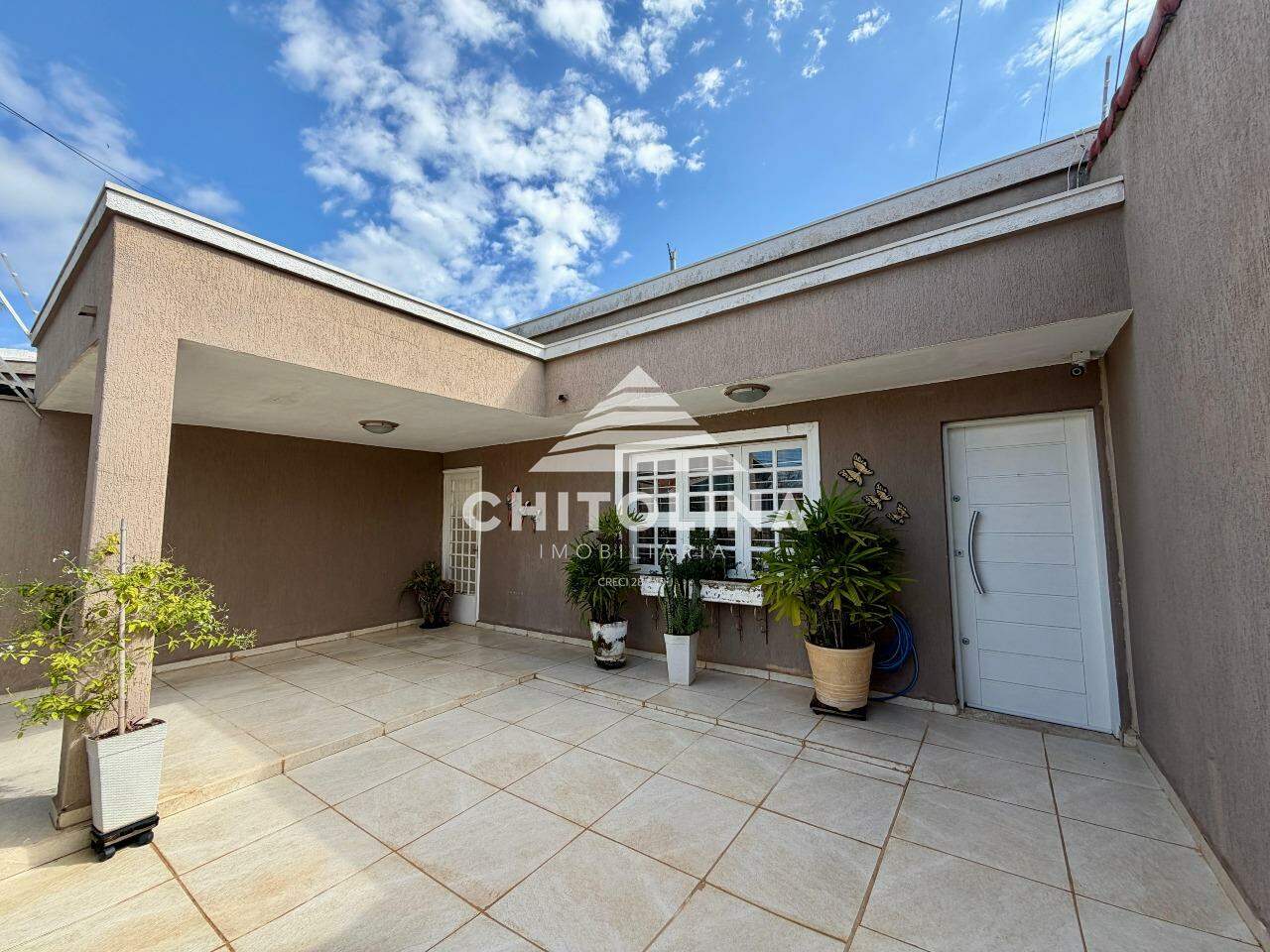 Casa à venda no Jardim Shangri-lá: 