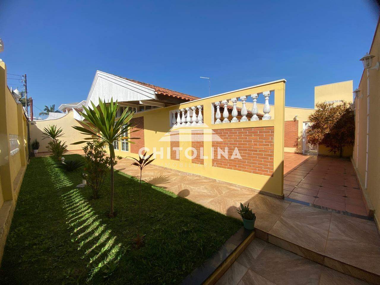 Casa à venda no Centro: 
