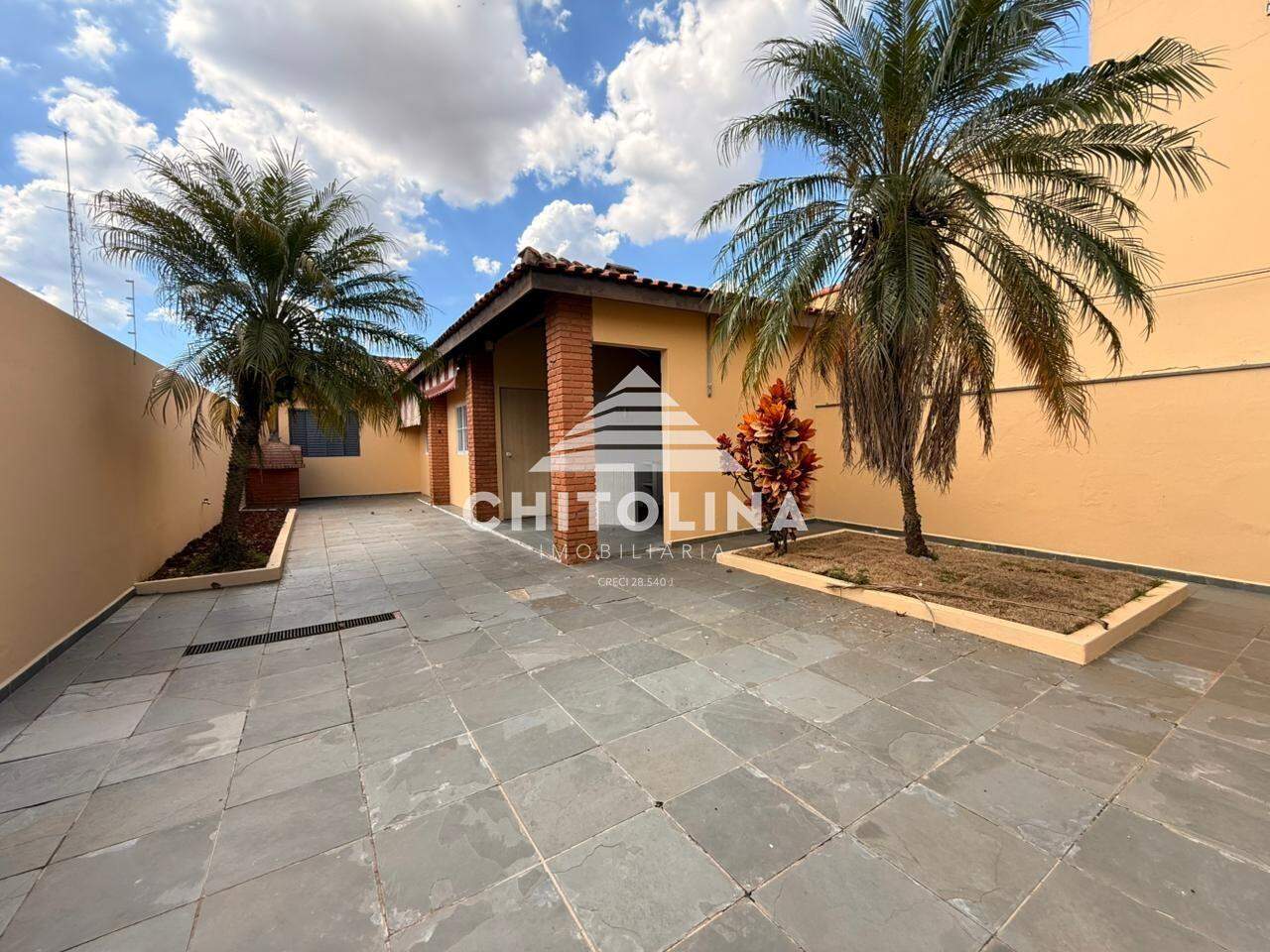 Casa à venda no Centro: 