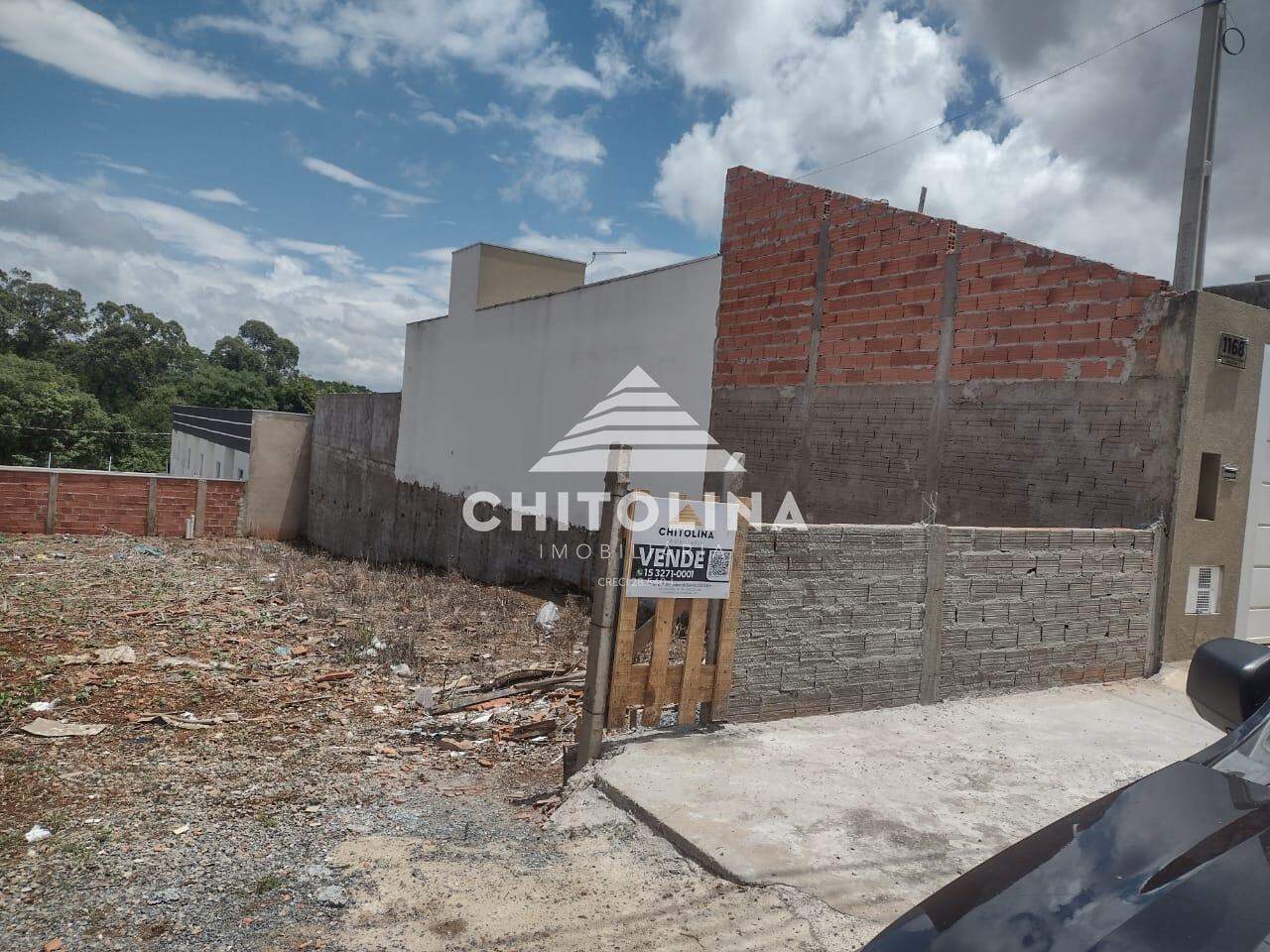 Terreno à venda no Vila Carolina: 