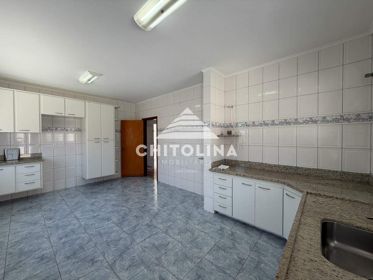 Casa à venda no Centro: 