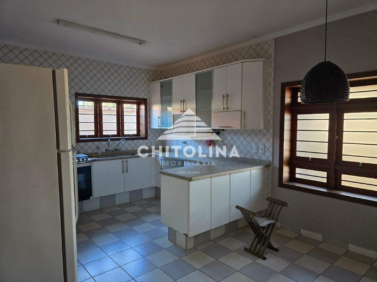 Casa para aluguel no Jardim Colombo: 