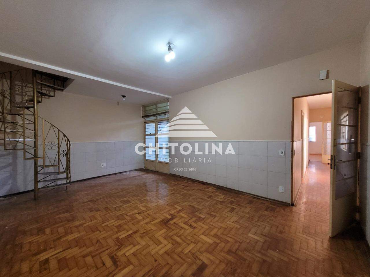 Casa para aluguel no Centro: 