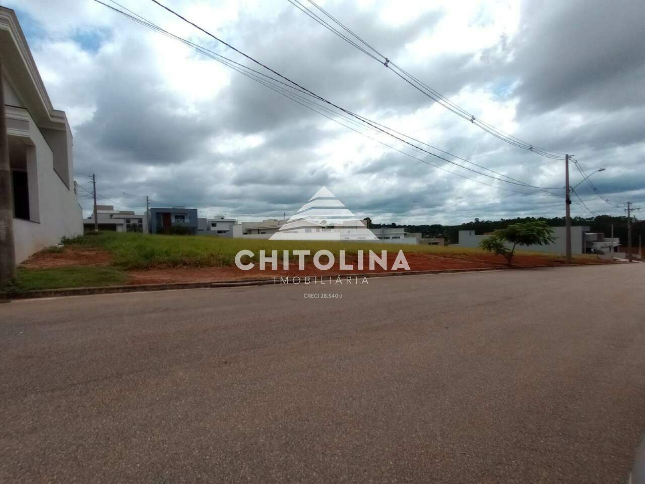 Terreno à venda no Terras de Santo Antônio: 