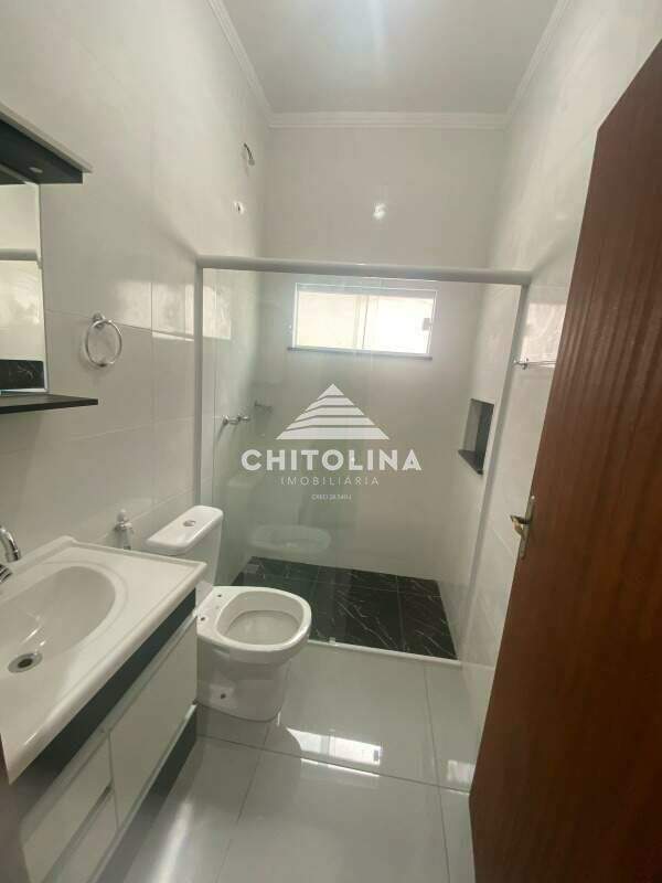 Casa à venda no Jardim Alvorada: banheiro social