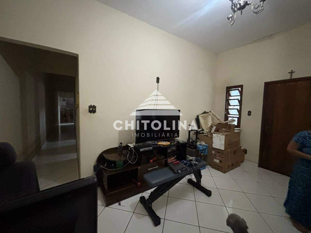 Casa à venda no Centro: 