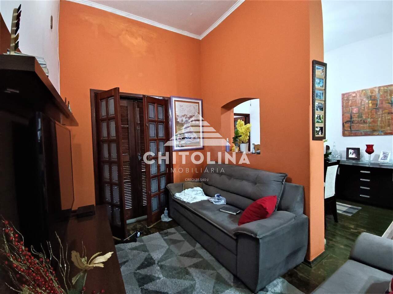 Casa à venda no Centro: 