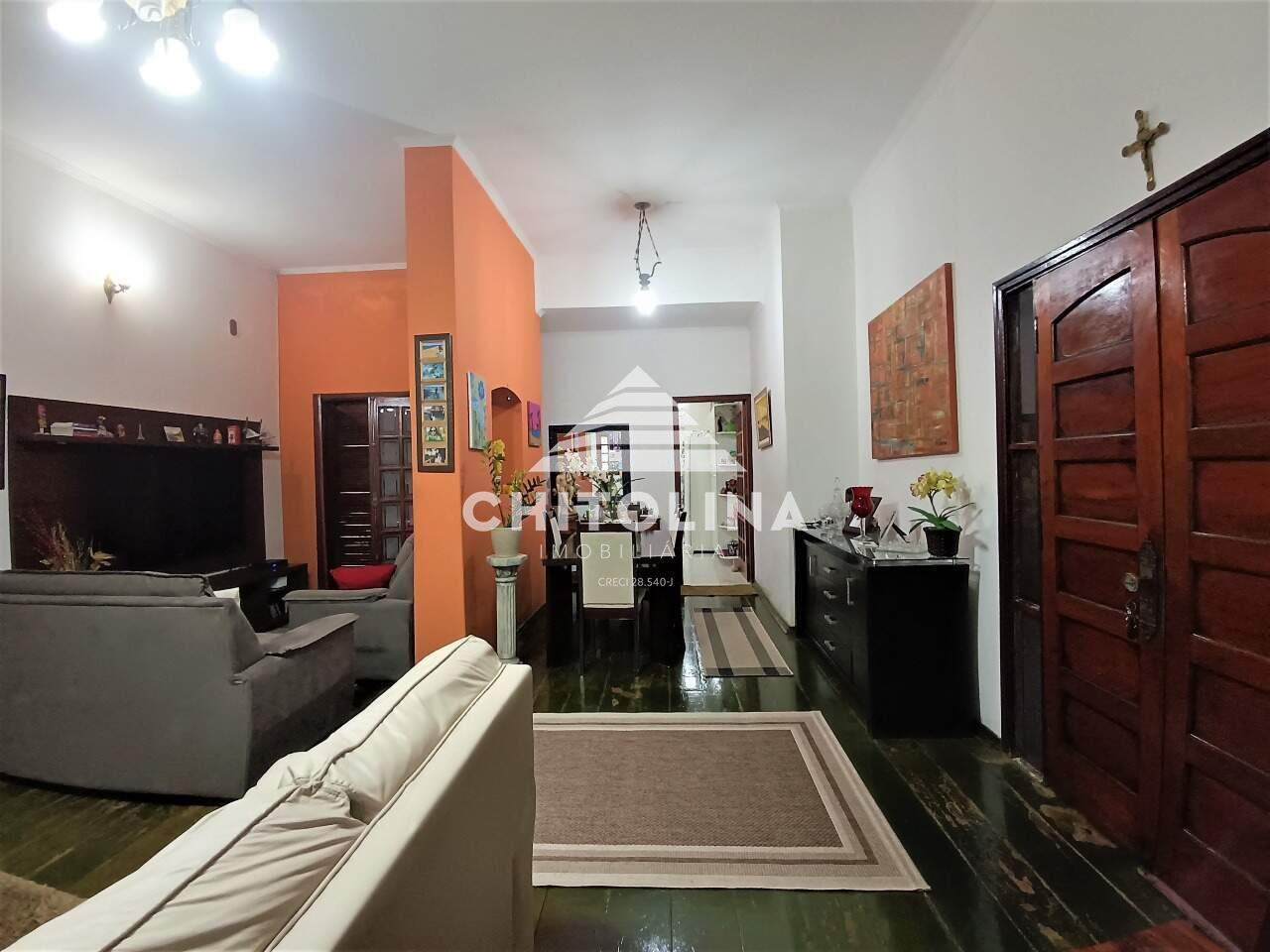 Casa à venda no Centro: 