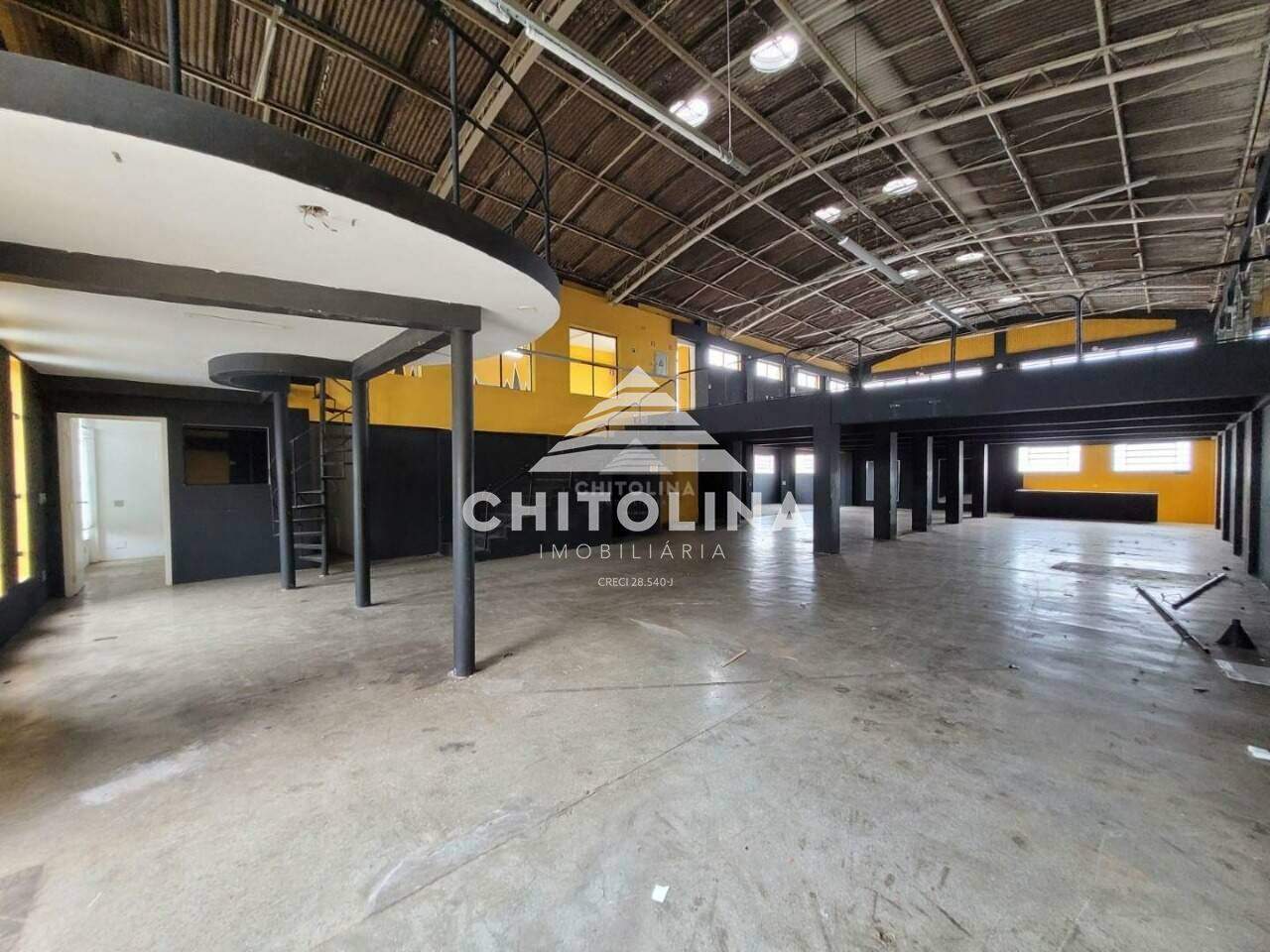 Ponto para aluguel no Centro: 