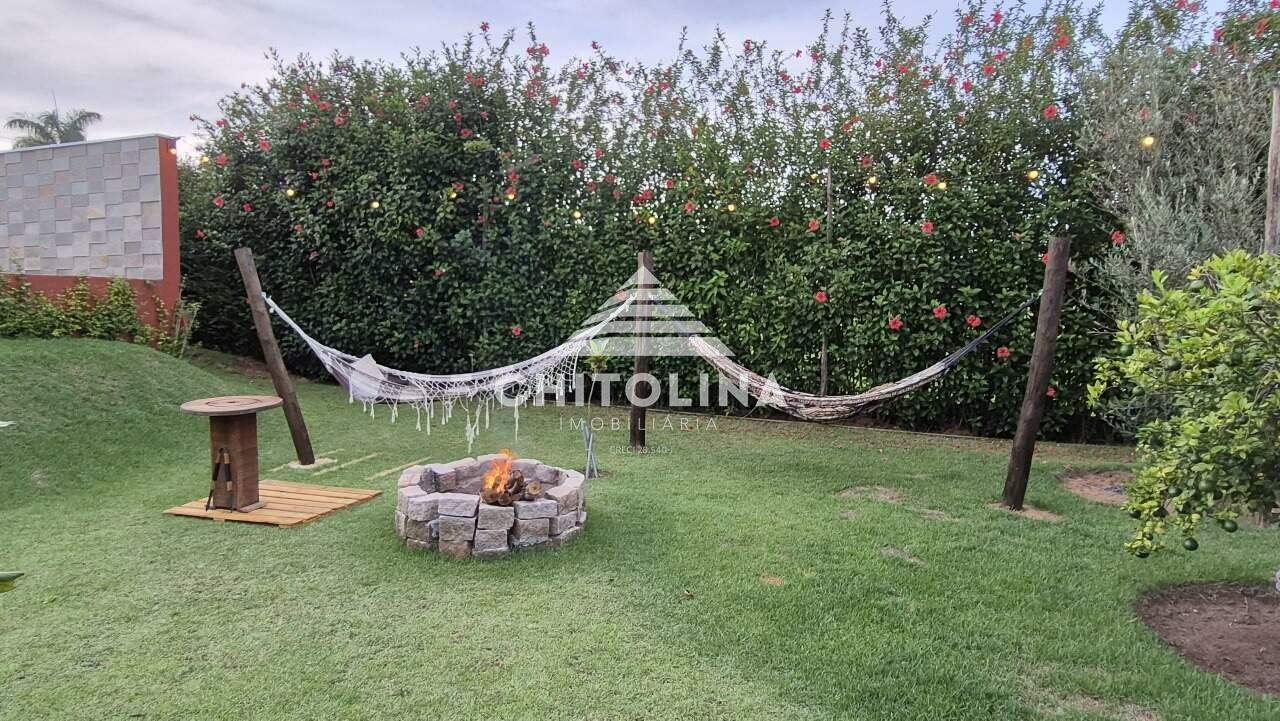 Casa em condomínio à venda no Pinheiros do Lago: 