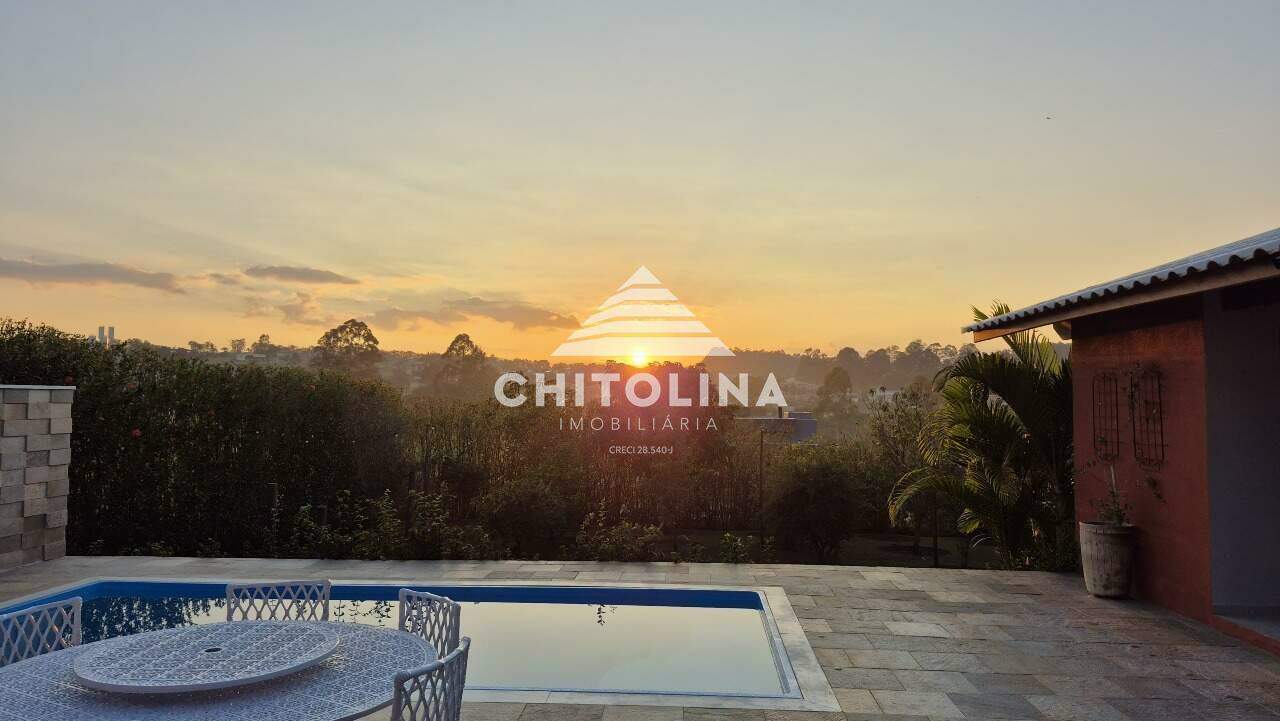 Casa em condomínio à venda no Pinheiros do Lago: 