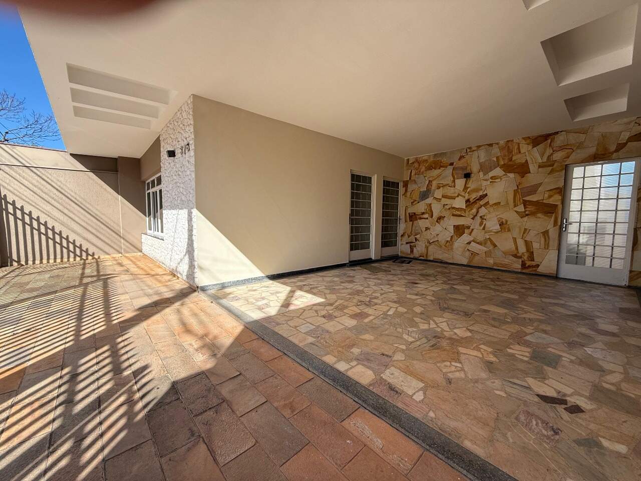 Casa comercial à venda no Vila Rosa: 