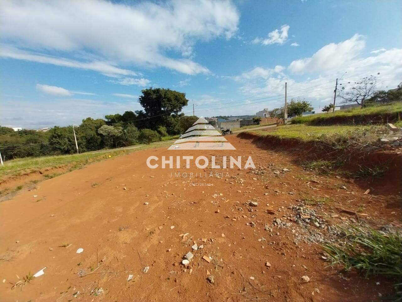 Terreno à venda no Bosque dos Pinheiros: 