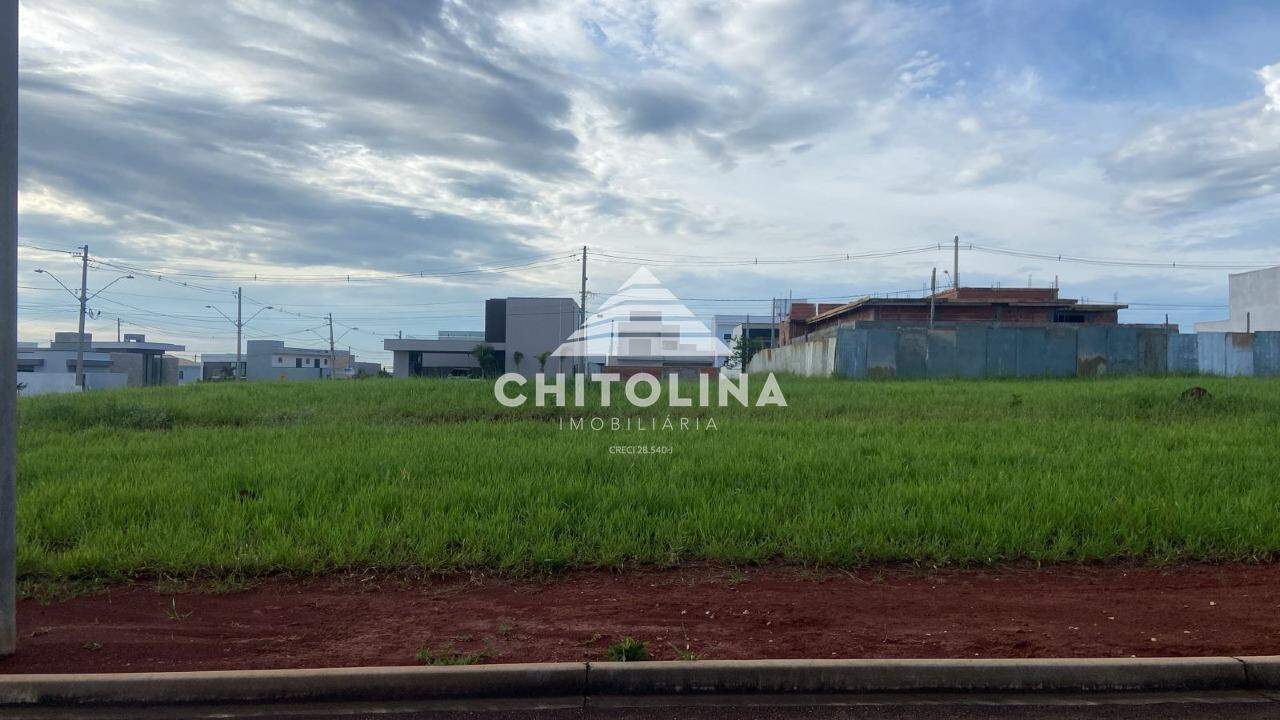 Terreno à venda no Golden Ville: 