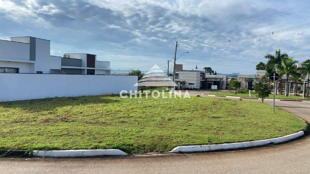 Terreno à venda no Golden Ville: 