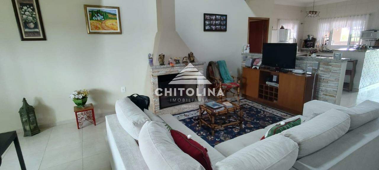Casa em condomínio à venda no Fazenda Floresta: 