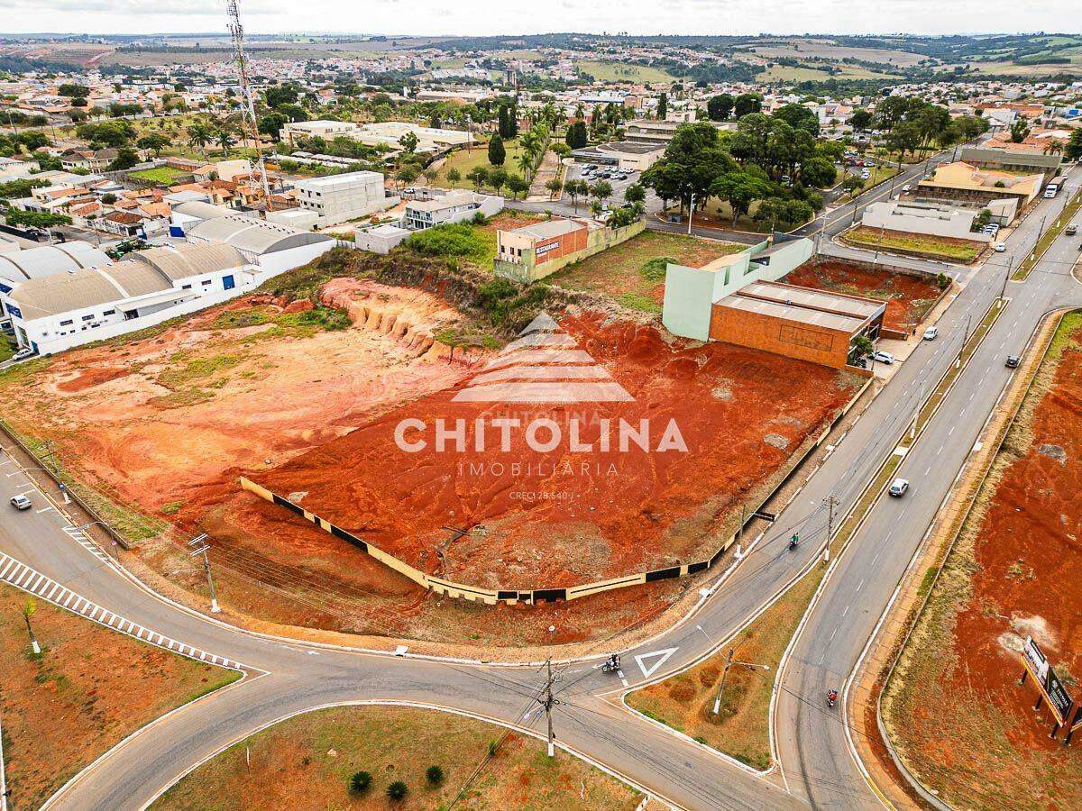 Terreno à venda no Jardim Marabá: 