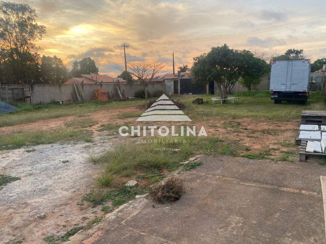 Lote à venda no Chácaras Alvorada: 