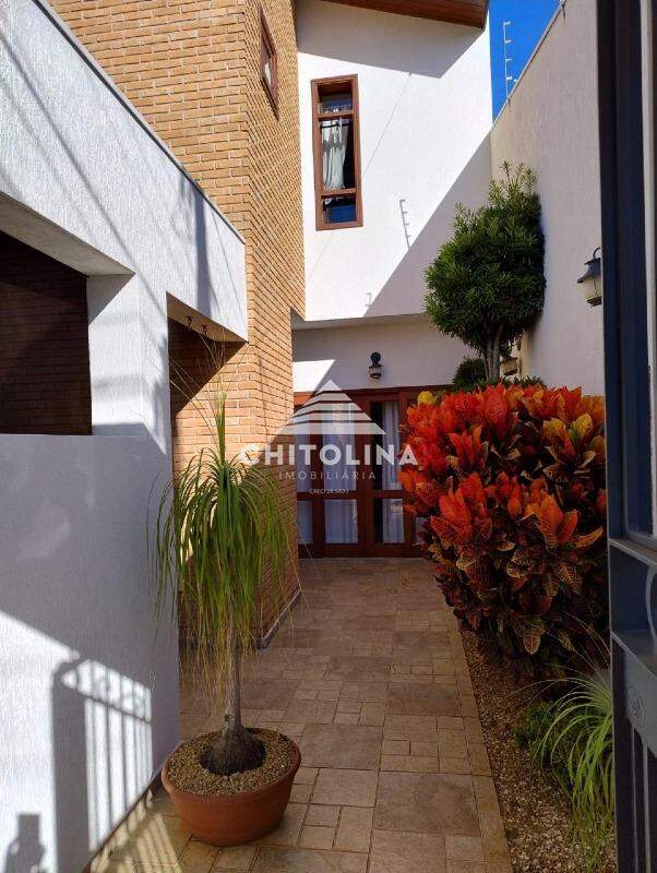 Casa à venda no Jardim Itália: 