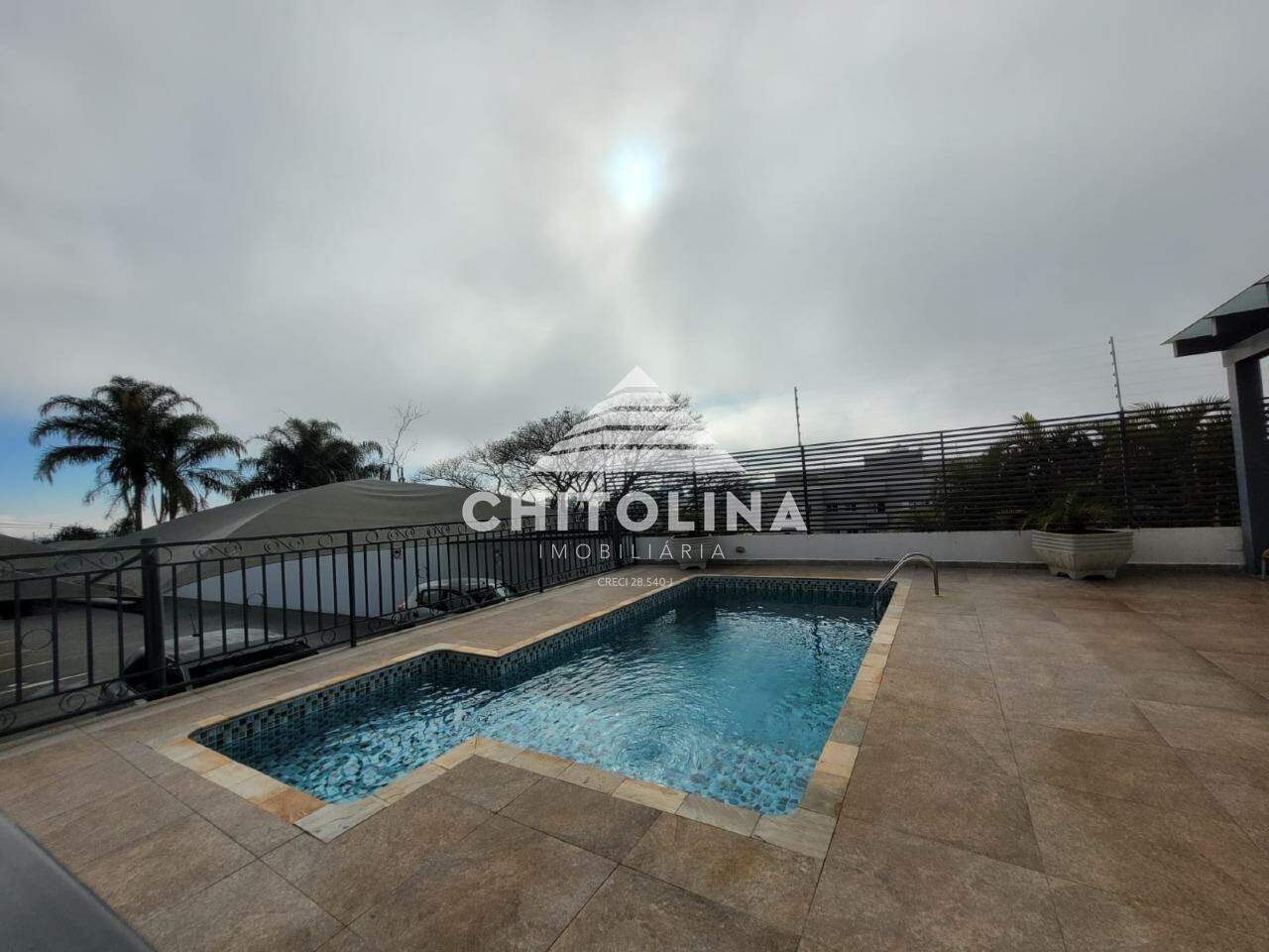 Apartamento à venda no EDIFÍCIO VITORIA: 