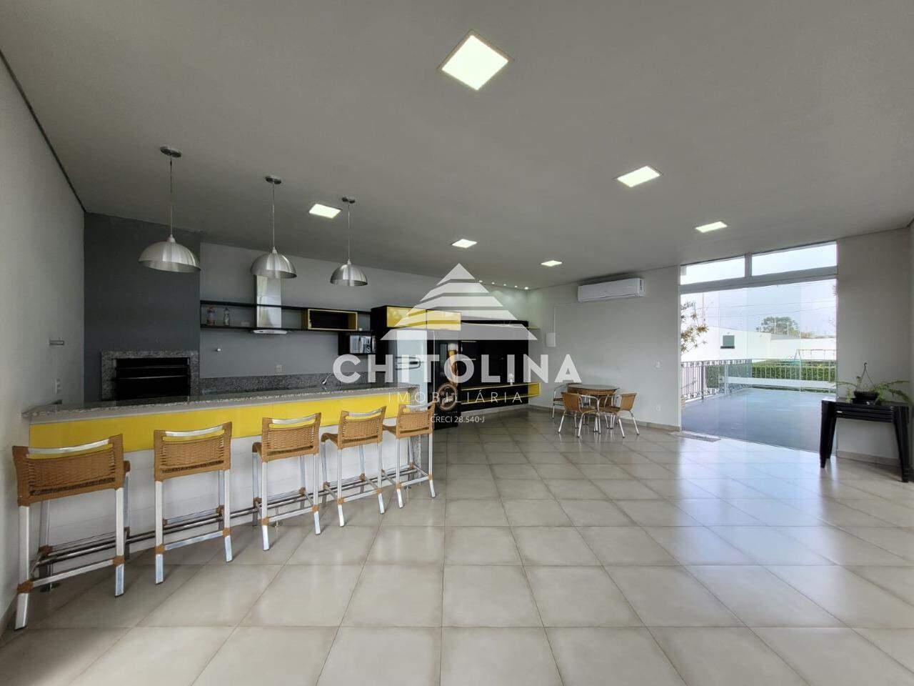 Apartamento à venda no EDIFÍCIO VITORIA: 