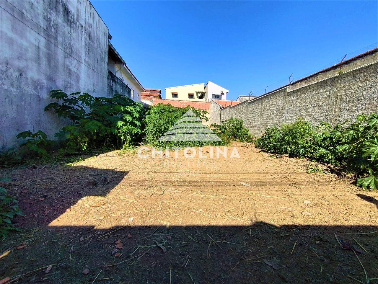 Terreno à venda no Vila Arruda: 