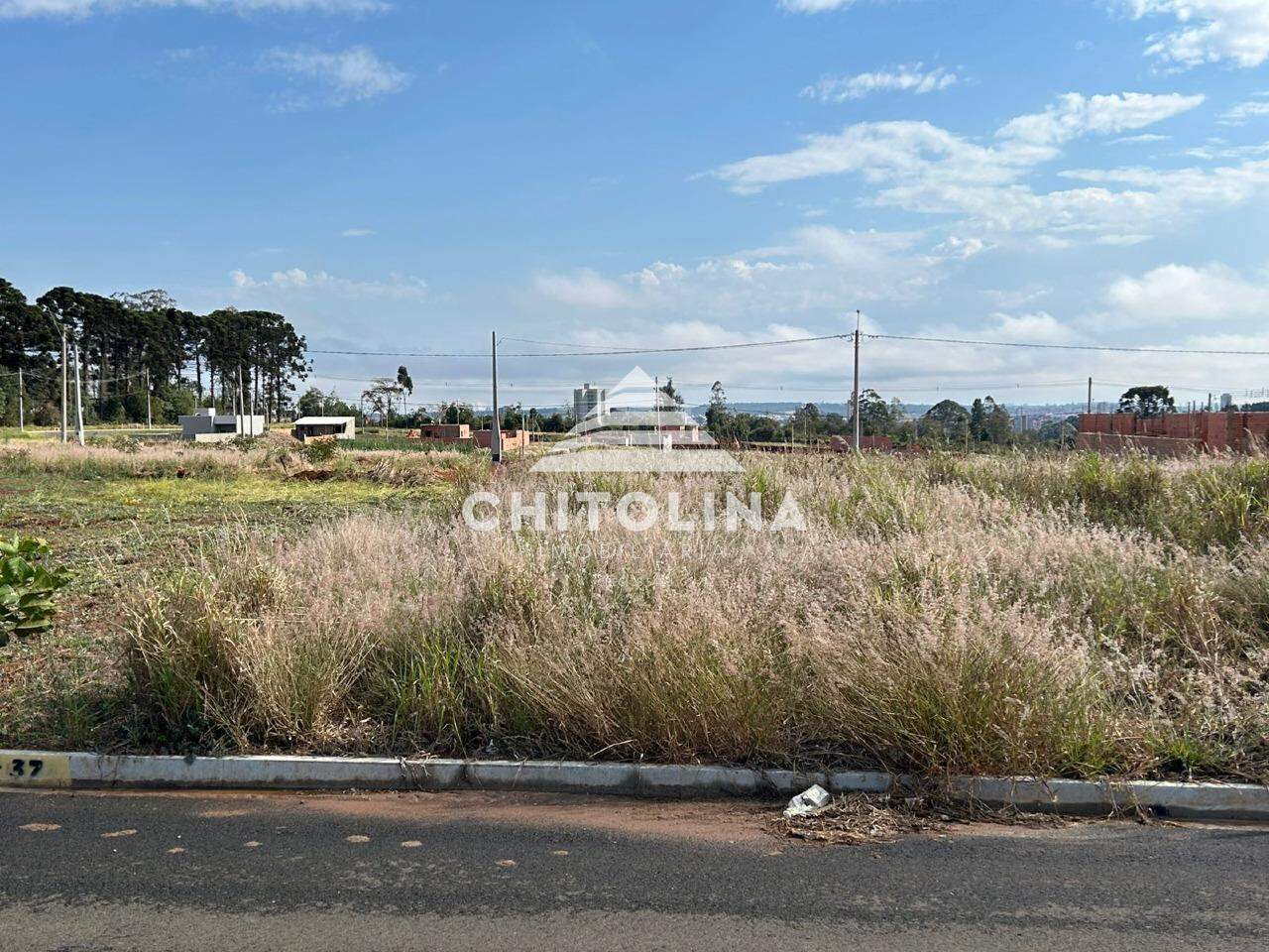 Terreno à venda no Loteamento Residencial Lisboa: 