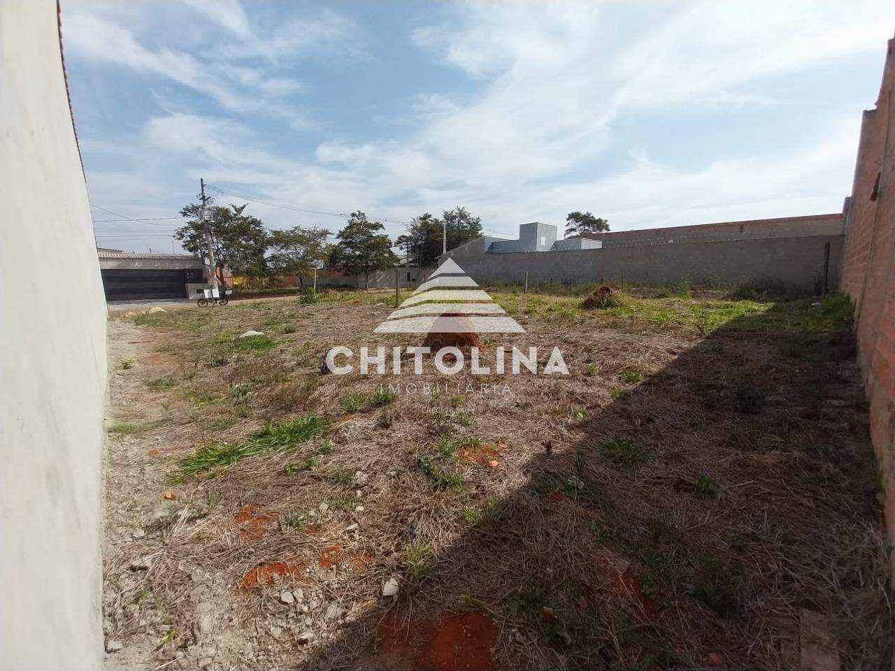 Terreno à venda no Bosque dos Pinheiros: 