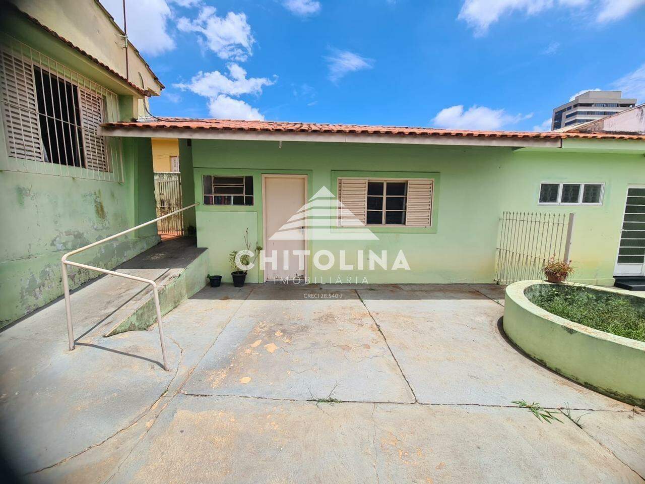 Casa à venda no Centro: 