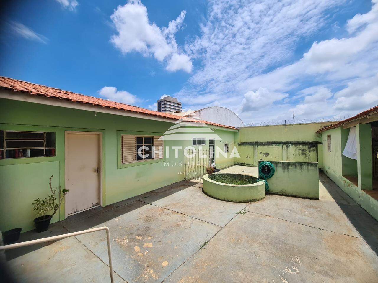 Casa à venda no Centro: 