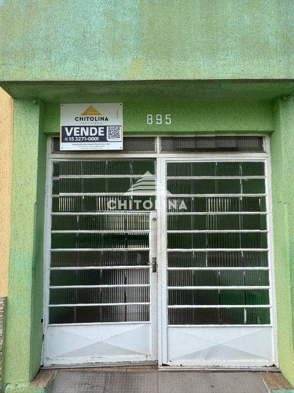 Casa à venda no Centro: 