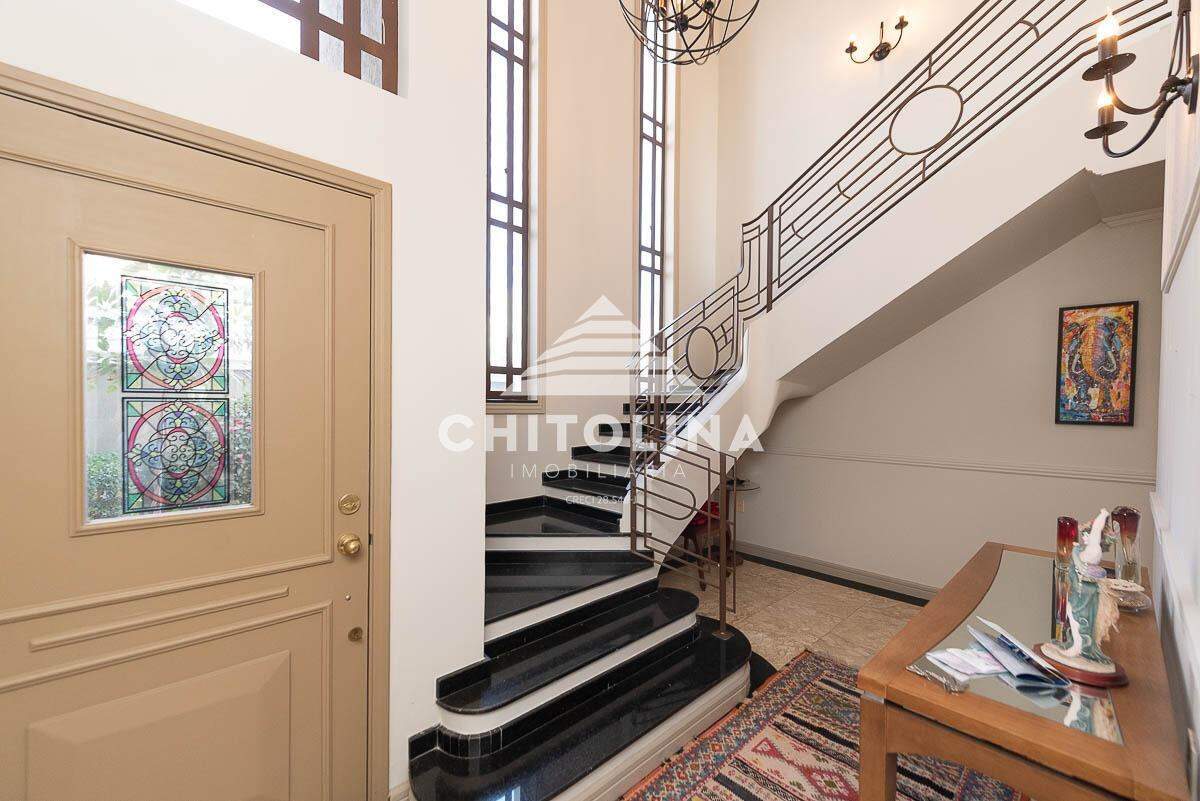 Casa à venda no Centro: 