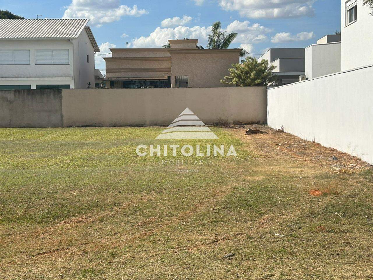 Terreno à venda no Jardim Colombo: 