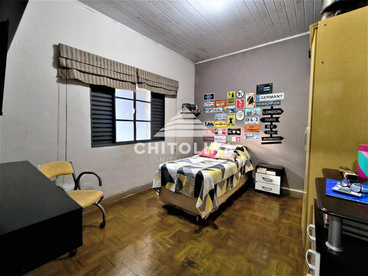 Casa à venda no Centro: 