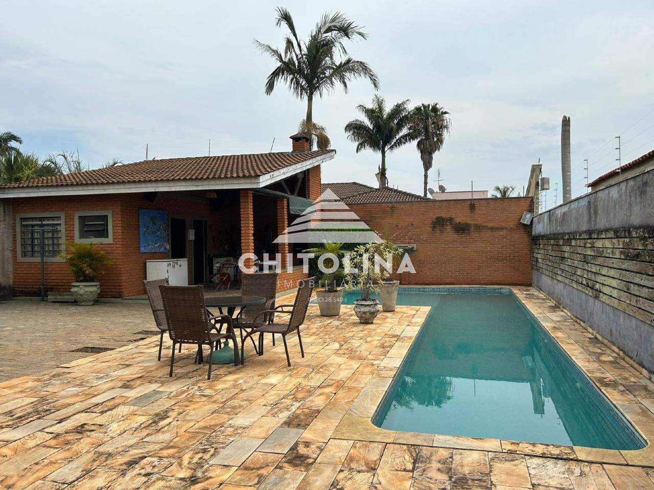 Casa à venda no Jardim Colombo: 