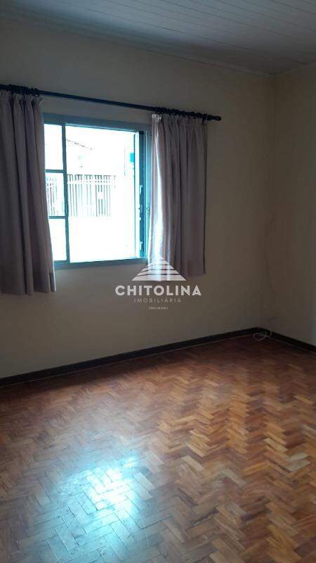 Casa à venda no Centro: 
