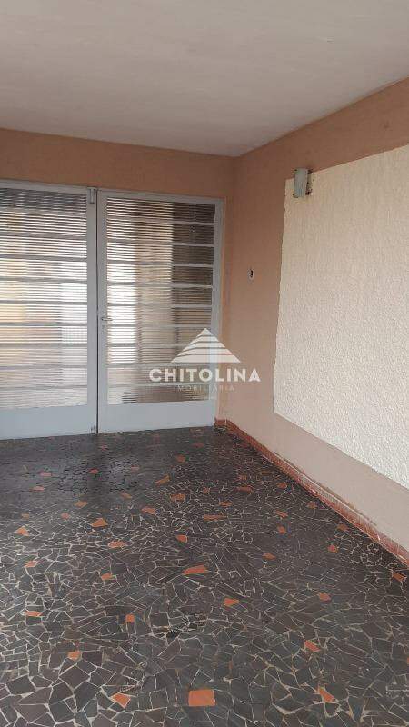 Casa à venda no Centro: 
