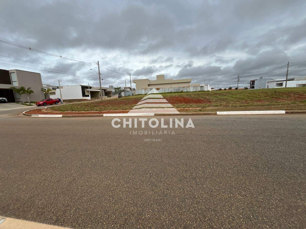 Terreno à venda no Loteamento Residencial Golden Ville: 