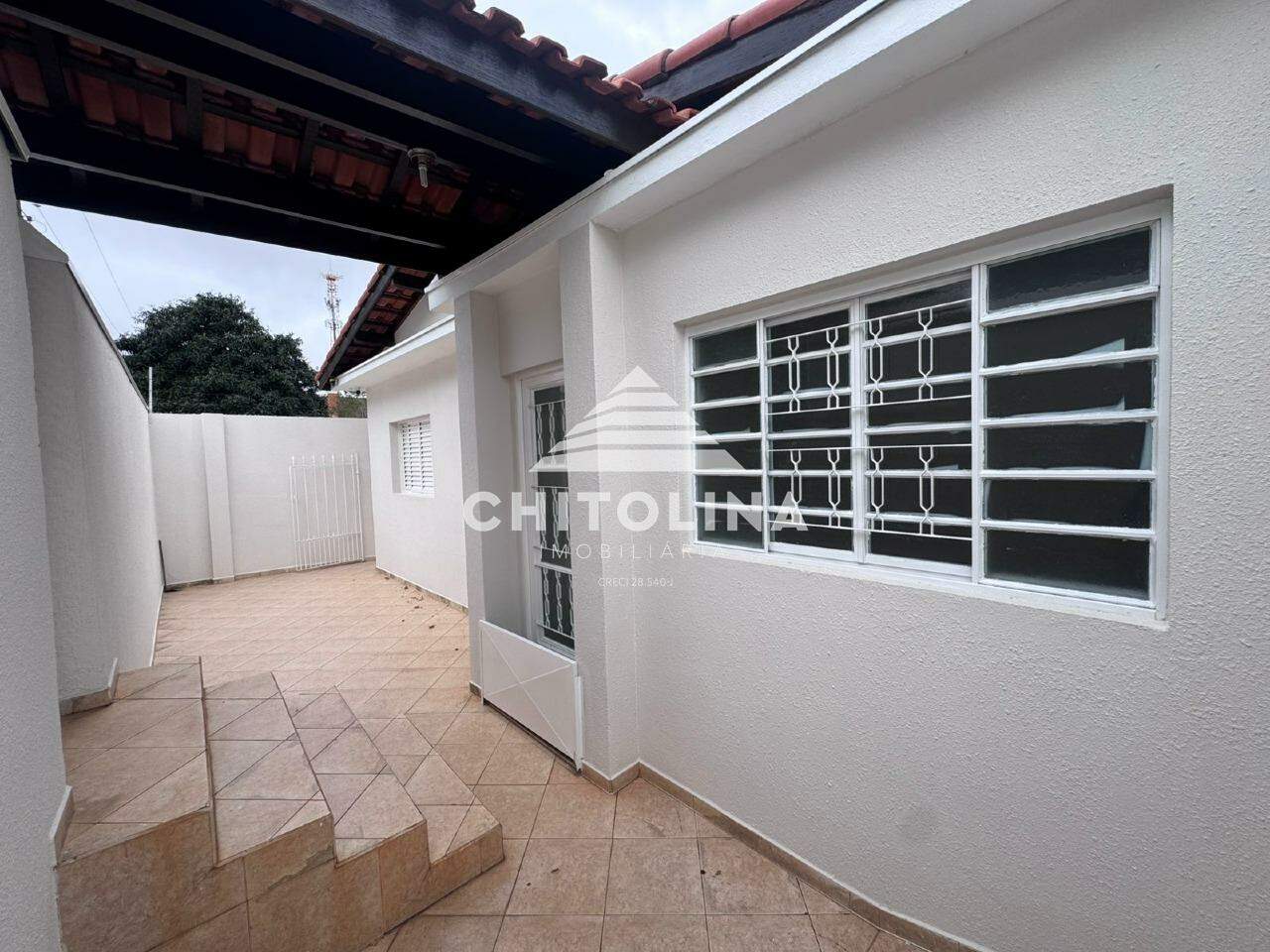 Casa comercial para aluguel no Jardim Marabá: 
