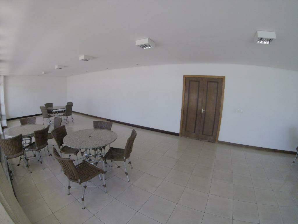 Apartamento à venda com 3 quartos, 224m² - Foto 12