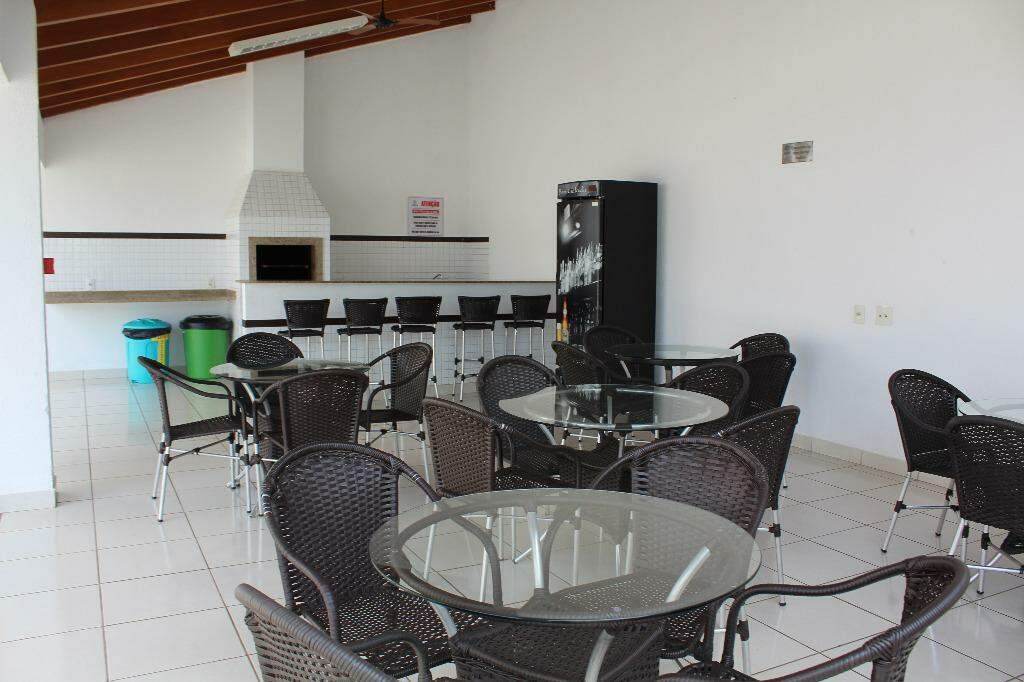Apartamento à venda com 3 quartos, 97m² - Foto 32