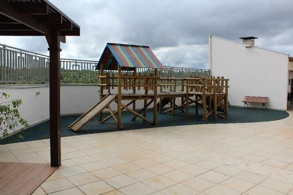 Apartamento à venda com 3 quartos, 97m² - Foto 35