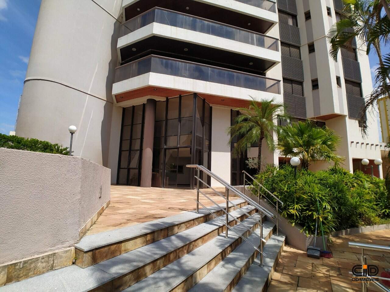 Apartamento para alugar com 4 quartos, 335m² - Foto 29