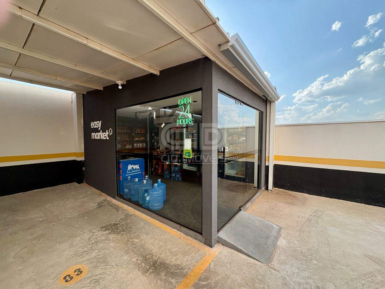 Apartamento à venda com 2 quartos, 64m² - Foto 15