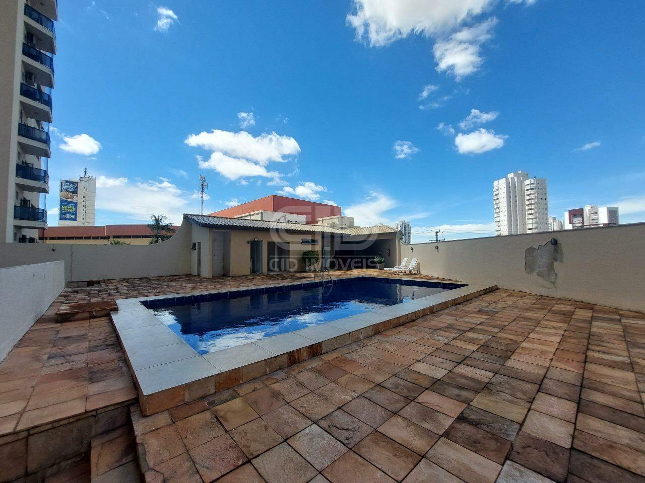 Apartamento para alugar com 2 quartos, 158m² - Foto 17