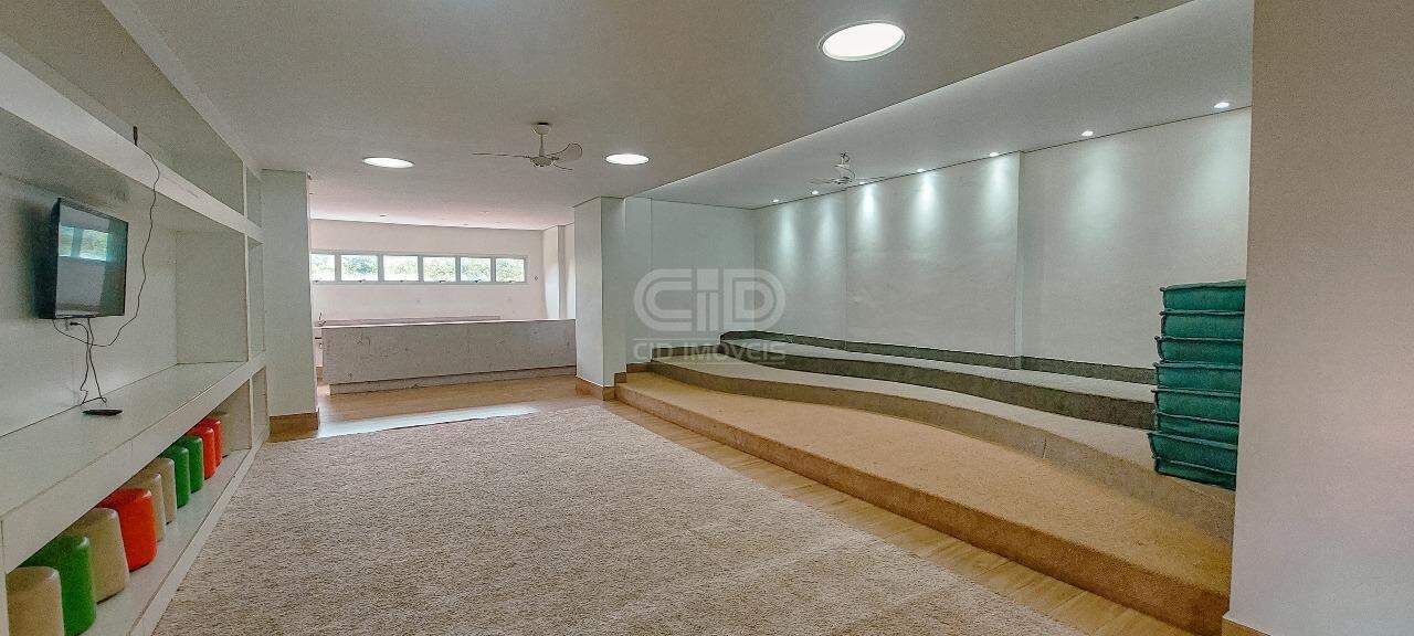 Apartamento para alugar com 3 quartos, 115m² - Foto 37